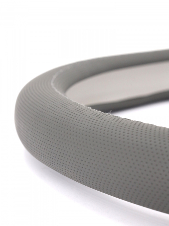 Оплетка руля RedMark экокожа перфорированная, М размер, серый