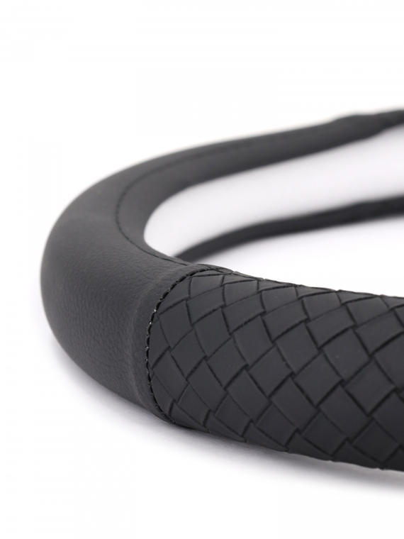 Оплетка руля RedMark комб. экокожа, XL размер, косичка черн./черный